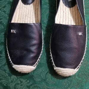 Michael Kors Women's Sandal  Size 6 Like New